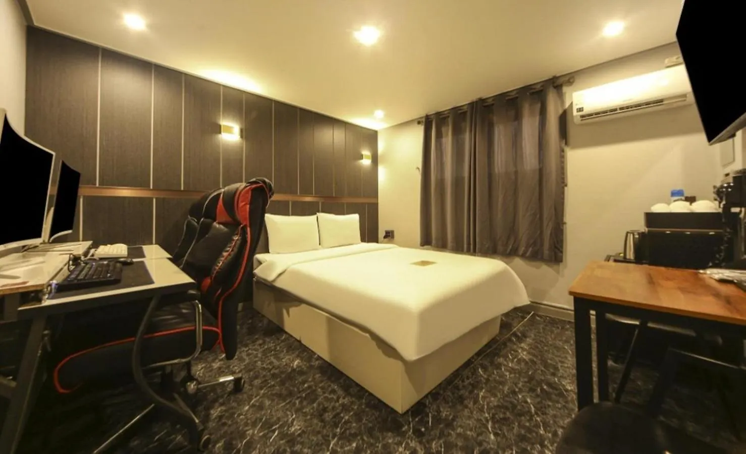 On And Off Hotel Incheon Sungeui Station Branch