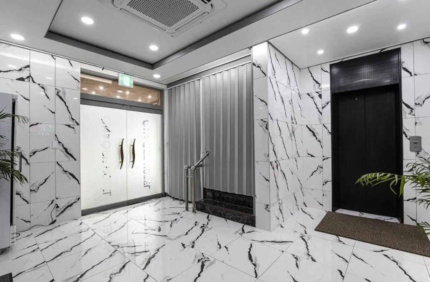 On And Off Hotel Incheon Sungeui Station Branch