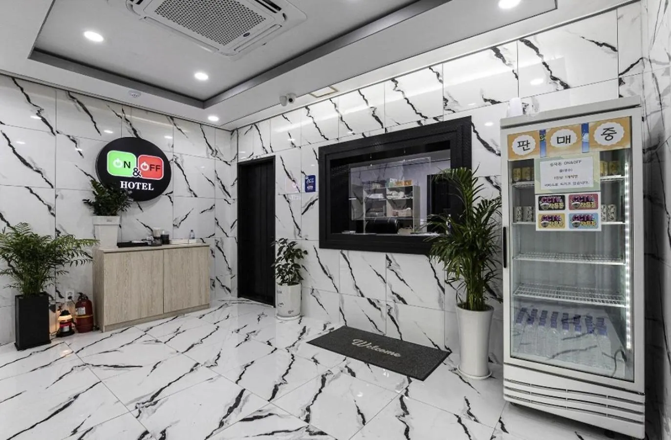 On And Off Hotel Incheon Sungeui Station Branch 2*,